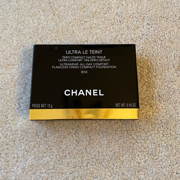 Chanel - Picture 1 of 4